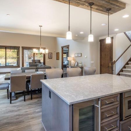 Suncadia 4 Bdrm Home Beautiful Floor To Ceiling Fireplace Cle Elum Eksteriør billede