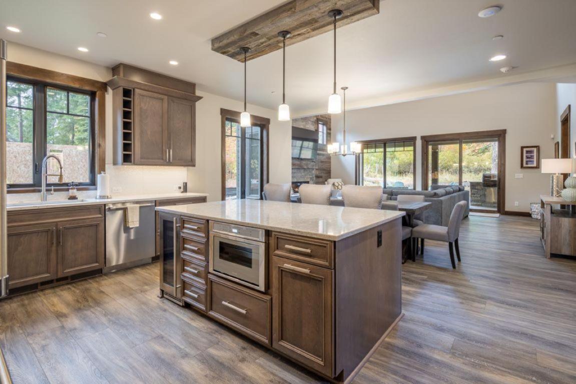 Suncadia 4 Bdrm Home Beautiful Floor To Ceiling Fireplace Cle Elum Eksteriør billede